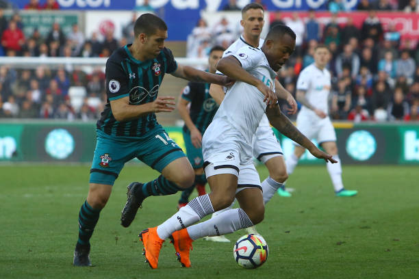 伊萨克本人 伊萨克本人