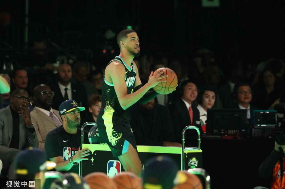 的表现并不 的表现并不