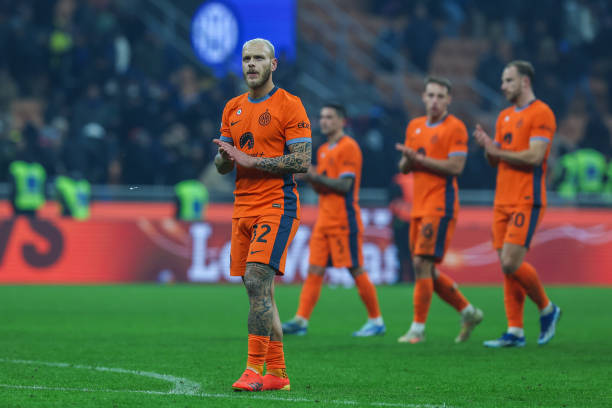 更让归化议 更让归化议